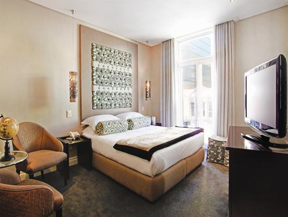 The Grand Daddy - Bedroom2